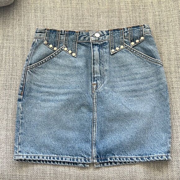 GRLFRND Dresses & Skirts - GRLFRND Skirt Womens Size 27 Sora Denim Studded Belt Loop